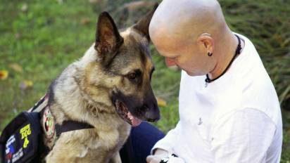 How a service dog helped this veteran keep his family ...